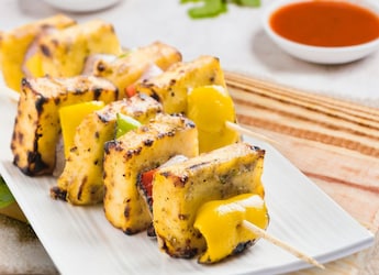 https://food.ndtv.com/food-drinks/real-or-fake-paneer-all-gujarat-restaurants-ordered-to-say-it-on-menu-11402539