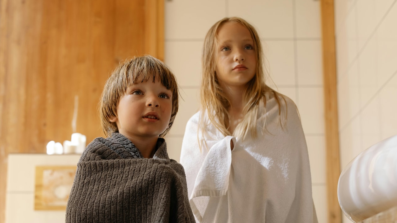 Look for towels made of microfibre Look for towels made of microfibre