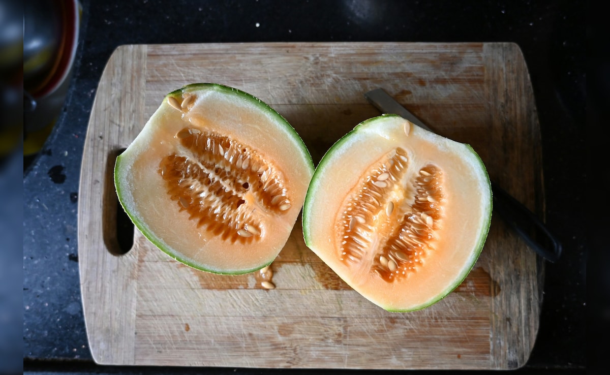 मीठा खरबूजा कैसे चुनें? खरीदते वक्त आजमाएं ये आसान ट्रिक्स