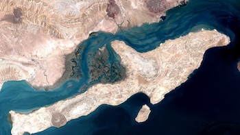 Iran Weighs Pausing Its Hormuz Shipping To Avoid Derailing Talks