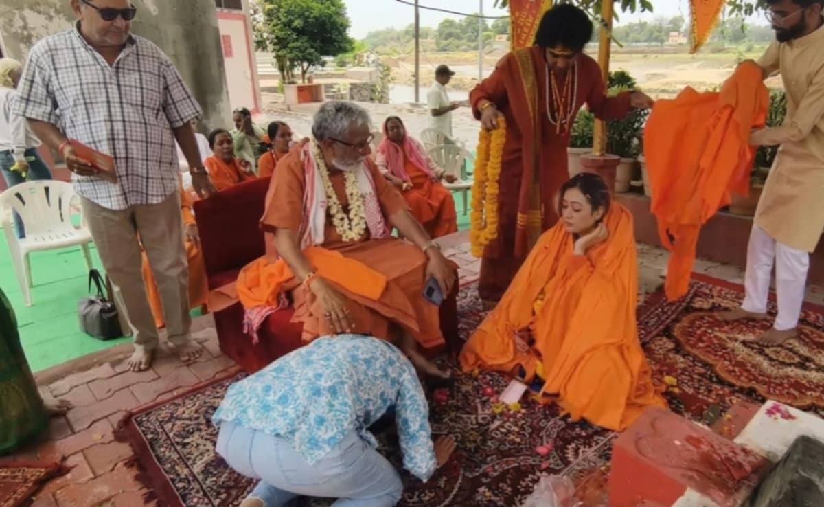 Harsha Richhariya: महाकुंभ वायरल हर्षा रिछारिया ने उज्जैन में लिया सन्यास, खुद का पिंडदान किया, नया नाम हर्षानंद गिरि