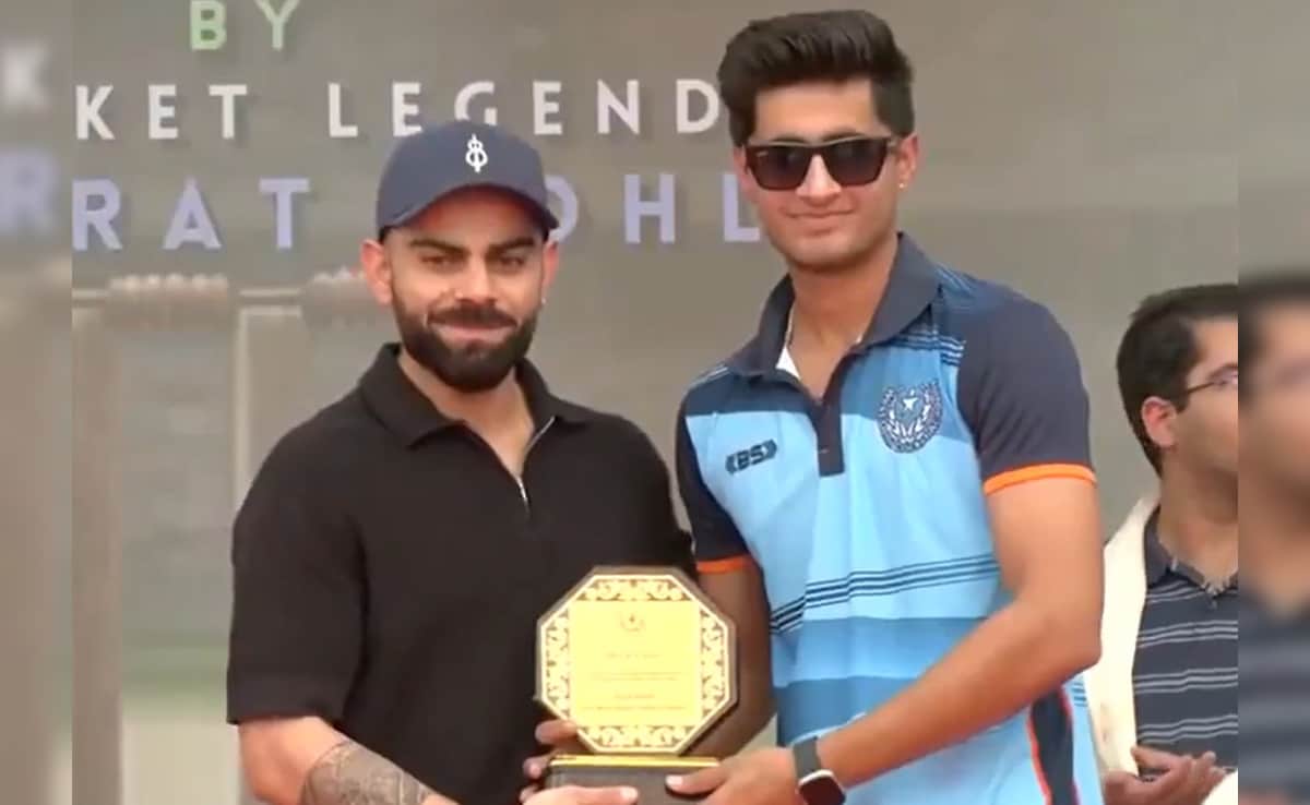 "अपने सपनों के प्रति ईमानदार रहें", DPS RK पुरम क्रिकेट अकादमी के उद्घाटन पर विराट कोहली ने छात्रों को किया प्रेरित