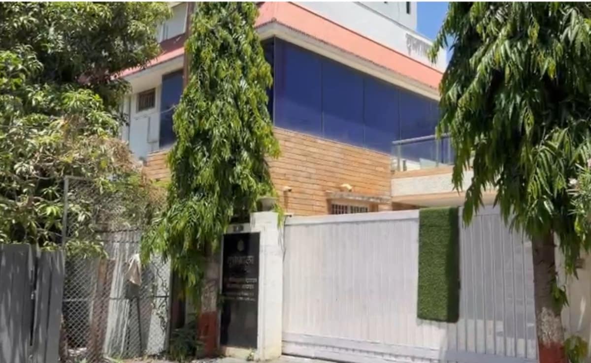 अशोक खरात के ठिकानों पर एक साथ IT-ED का छापा, नासिक-पुणे-शिरडी समेत 11 से अधिक जगहों पर सर्च ऑपरेशन जारी