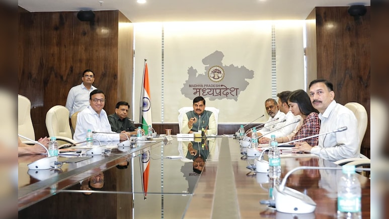 MP में 33 लाख पेंशनरों के खातों में पहुंची राहत, CM मोहन यादव ने ट्रांसफर किए 200.71 करोड़ रुपये