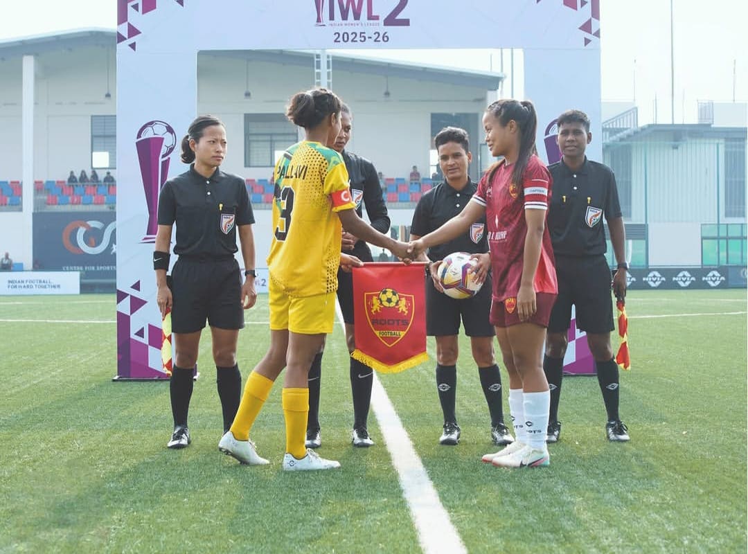 mp Police constable param ashwar chak de india story women football team iwl mp Police constable param ashwar chak de india story women football team iwl