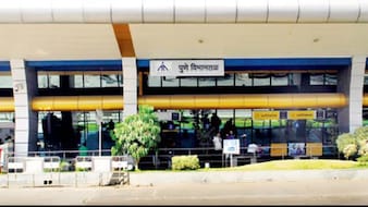 पुणे एयरपोर्ट पर वायुसेना के विमान की हार्ड लैंडिंग, देर रात बंद करना पड़ा रनवे