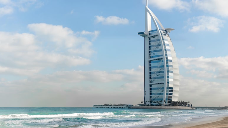Burj Al Arab Dubai Is Shutting Down For 18 Months For First Major Restoration In 27 Years