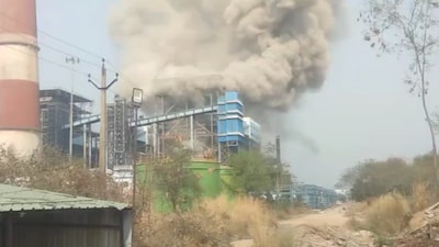 CG News: सक्ती के वेदांता पावर प्लांट में बॉयलर फटा, अब तक 10 मौतें, कई मजदूरों की हालत गंभीर | Sakti Vedanta Power Plant Boiler Blast Workers Burned Chhattisgarh News