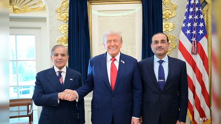 'मुनीर बहुत अच्छे इंसान हैं': ट्रंप फिर पाक आर्मी चीफ पर फिदा, इस्लामाबाद में वार्ता का दूसरा दौर लगभग तय