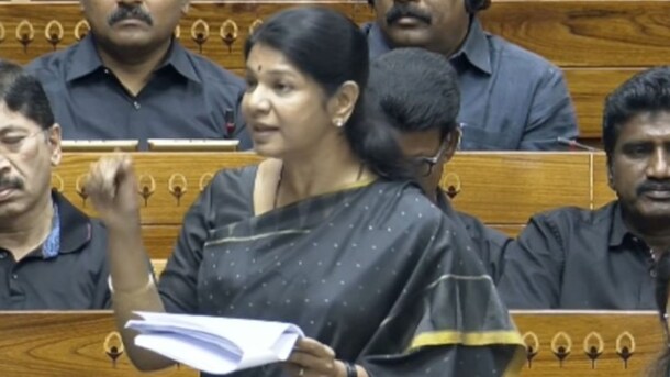 Kanimozhi's '<i>Maa</i> Kali' Reply To PM's '<i>Kala Tika</i>' Jab In Parliament