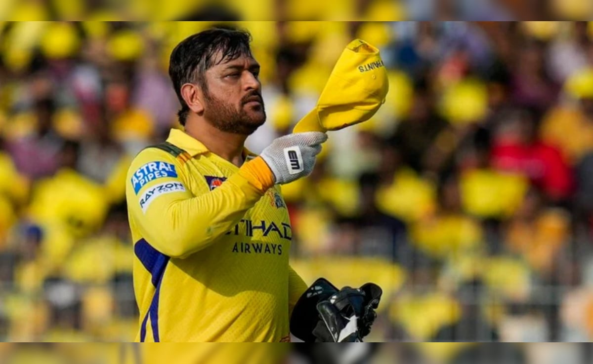 धोनी ने राजीव गांधी इंटरनेशनल क्रिकेट स्टेडियम में किया कुछ ऐसा, लोग अब कर रहे हैं उनकी तारीफ