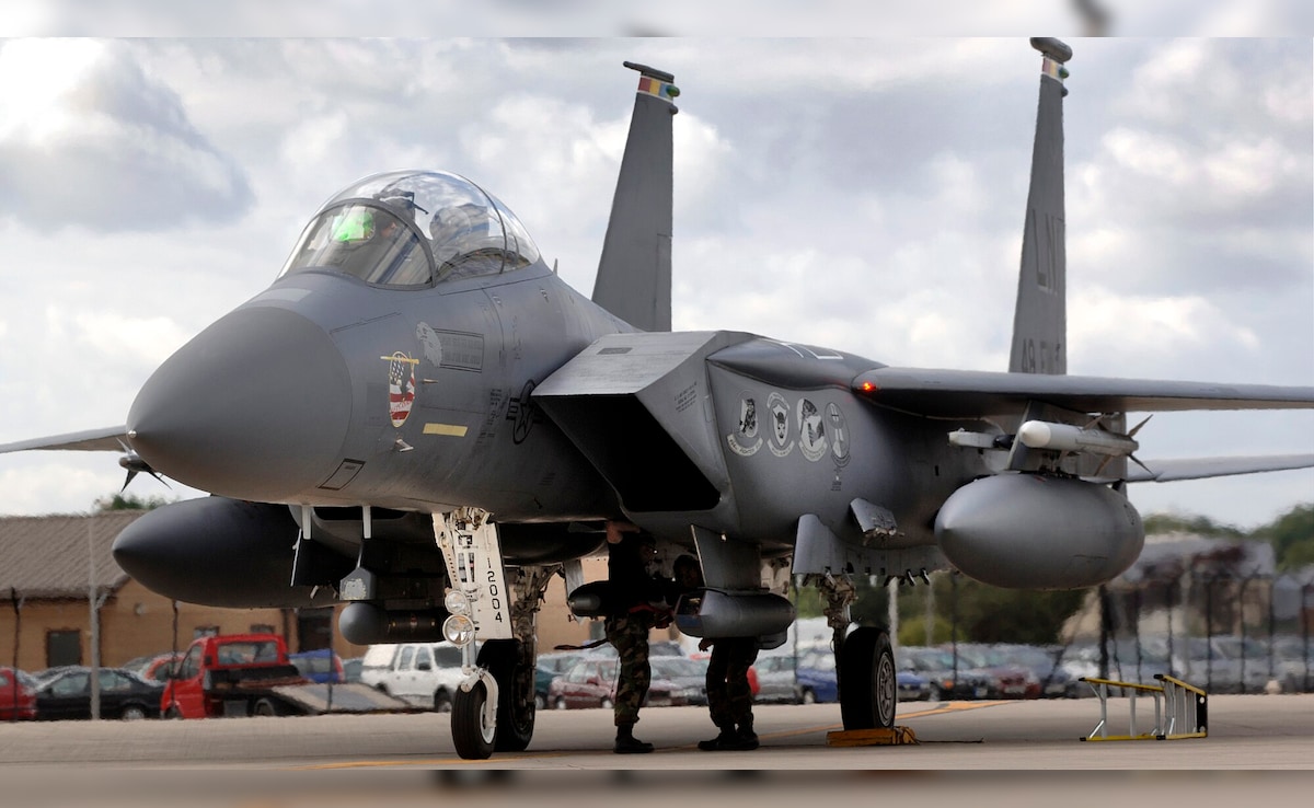 फाइटर जेट कौन उड़ाता है, कैसे होता है सेलेक्शन और क्या होती है रैंक