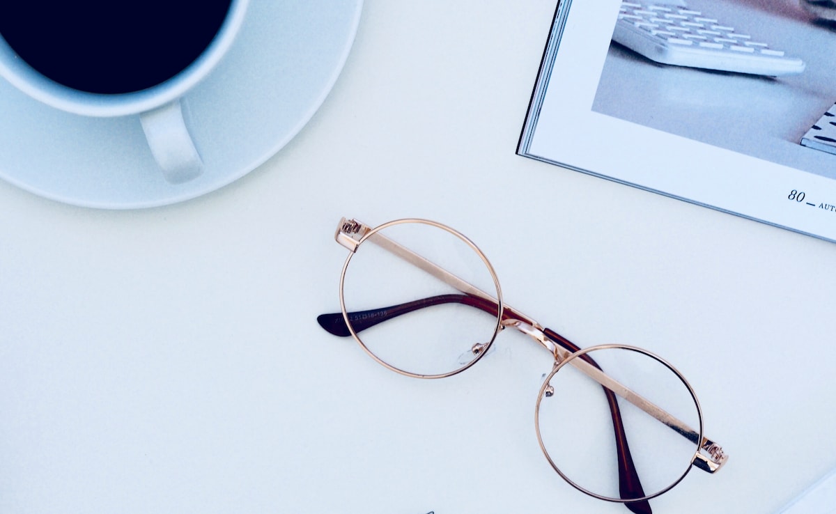 1 लाख रुपये का चश्मा लेने से मां ने किया मना,बेटे की कमाई सुन रह गई हैरान! फिर जो हुआ... दिल छू लेगी कहानी