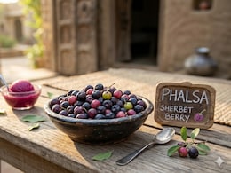 From Instant Gut Cooling To Stabilised Blood Sugar: Expert Explains What Eating Phalsa Daily Does To Your Body