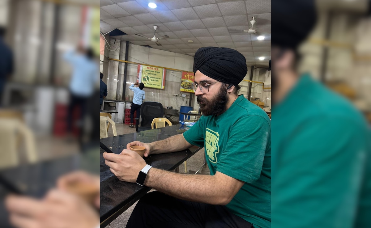 पहली बार, पहली पीढ़ी और सपनों की उड़ान! आज भी मैं लाइब्रेरी में बैठा हूं, किताबें खुली हैं, घड़ी चल रही है और मेरी तैयारी जारी है...