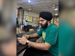 पहली बार, पहली पीढ़ी और सपनों की उड़ान! आज भी मैं लाइब्रेरी में बैठा हूं, किताबें खुली हैं, घड़ी चल रही है और मेरी तैयारी जारी है...