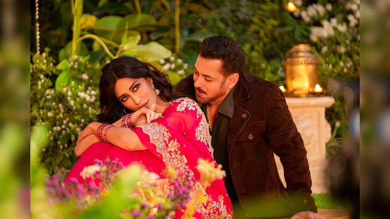 &lsquo;मातृभूमि&rsquo; के गीत &lsquo;चांद देख लेना&rsquo; का BTS वीडियो रिलीज