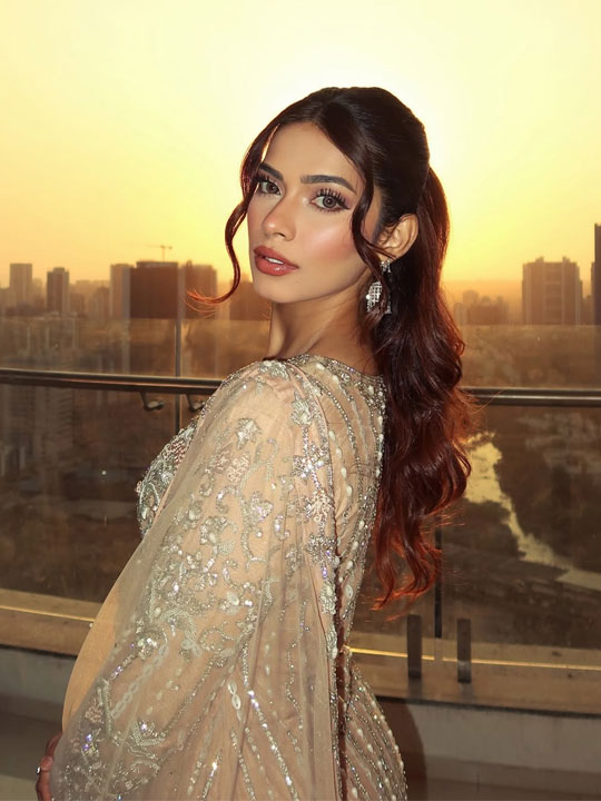 Nagma Mirajkar's Golden Sunset Ethnic Look