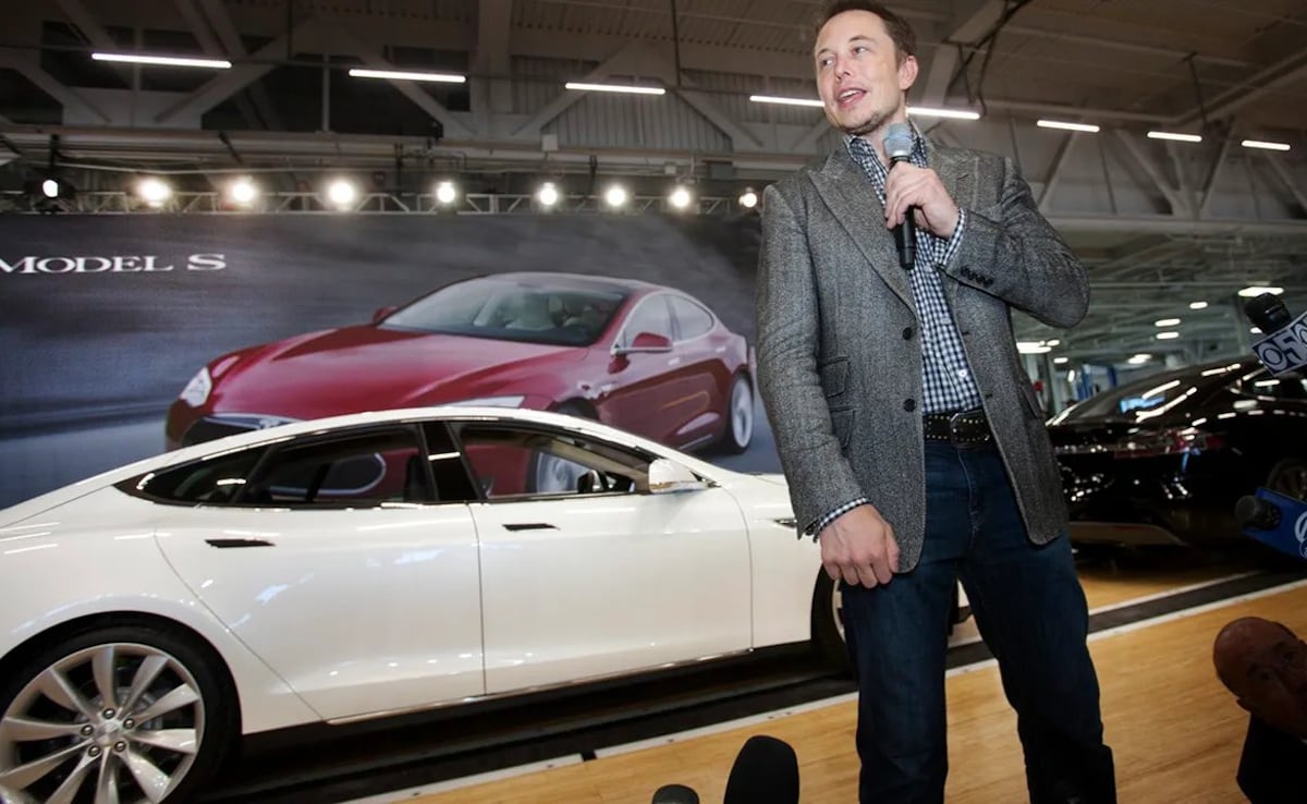 AI Triggering Mass Layoffs? Elon Musk Has A Solution For Looming Unemployment Crisis