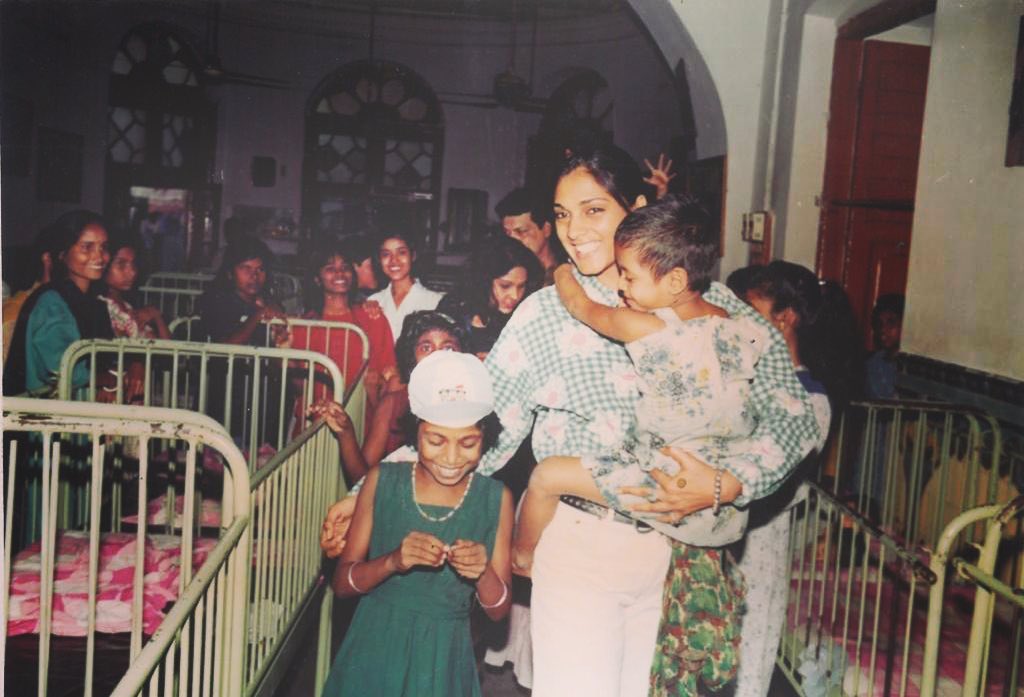 3 महीने में बदली इस एक्ट्रेस की किस्मत, 90s में रातोंरात हुई फेमस, करिश्मा कपूर से लेकर रवीना टंडन पर पड़ी भारी