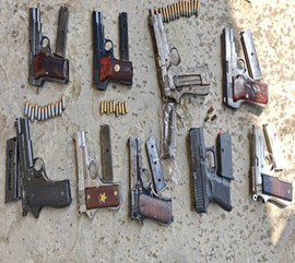 पाकिस्तान से भारत आ रहे थे विदेशी हथियार, अंतरराष्ट्रीय सिंडिकेट के 9 गुर्गे गिरफ्तार, मास्टरमाइंड की तलाश