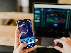 US-Iran Ceasefire Sparks Rs 17 Lakh Crore Rally. These 7 Sectors To Ride Next Surge