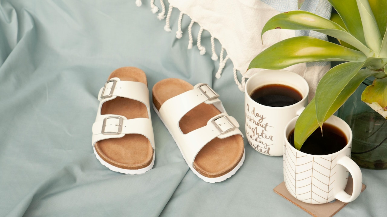 Flat Sandals Causing Heel Pain? Its Not The Price, The Sole Structure Flat Sandals Causing Heel Pain? Its Not The Price, The Sole Structure