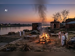 युवक ने जलती चिता पर लेटकर की आत्महत्या! रात 3 बजे घर से हुआ गायब, सुबह श्मशान में मिली लाश