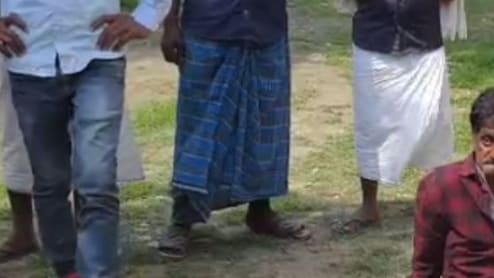 बिहार: नशे में टुन्न होकर पहुंचे सरकारी डॉक्टर, गांव वालों ने पकड़ लिया; अस्पताल से ही उठा ले गई पुलिस