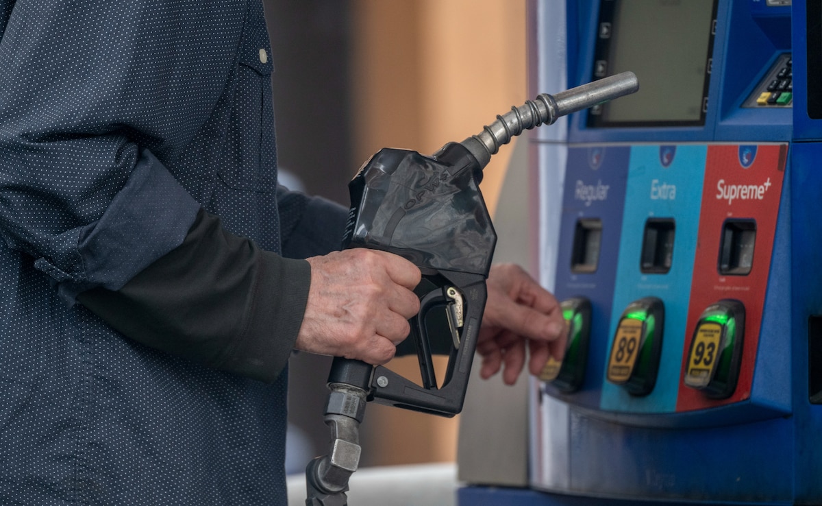 Trump Plans US Gas Tax Cut As Iran War Spurs Price Surge