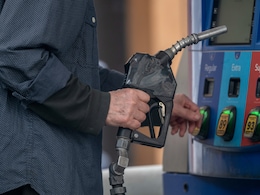 Trump Plans US Gas Tax Cut As Iran War Spurs Price Surge