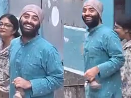 Bengal Elections 2026: अरिजीत सिंह ने डाला वोट, मतदान केंद्र के बाहर पत्नी संग आए नजर