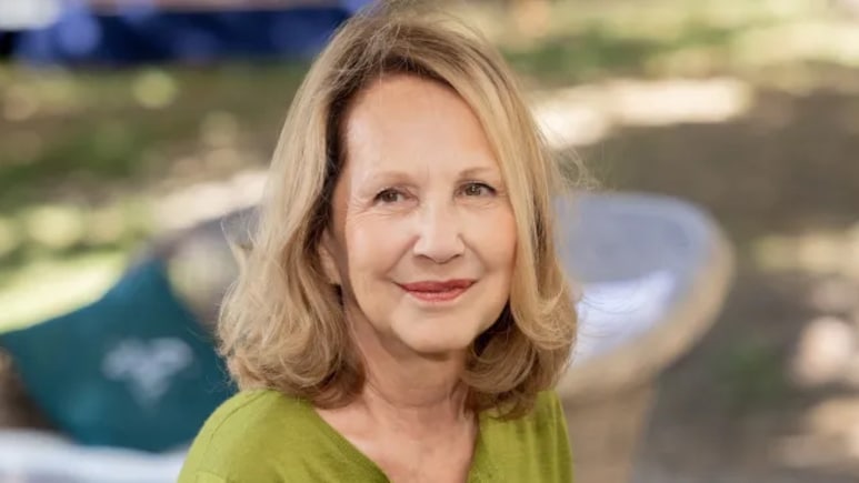 Nathalie Baye, Known For <i>Downton Abbey</i> And <i>Catch Me If You Can</i>, Dies At 77