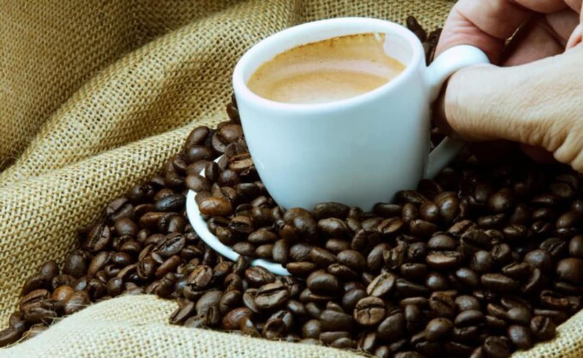 Most cognitive issues related to quitting coffee resolve withing the first week. Photo: Freepik