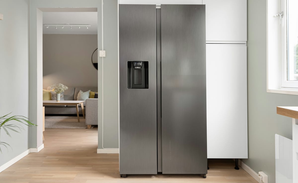 Fridge Safety Tips: फट सकता है आपका फ्रिज, हो जाएं अलर्ट, ये 5 सिग्नल दिखें तो मत करें इग्नोर