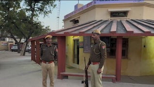 जंगल में आधी रात चल रही थी गोकशी, 28 थैलियों में 140 KG गोमांस के साथ पकड़े गए 4 आरोपी, 18 फरार