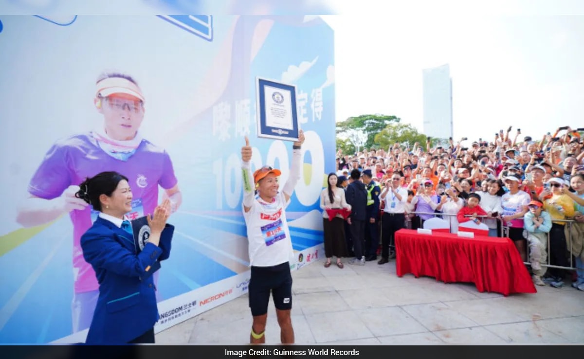 Chinese Man Sets World Record Running 100 Km Daily For 100 Days