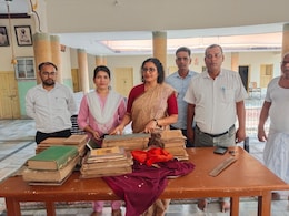 बिहार के राधा रमण मंदिर में मिलीं 18 दुर्लभ पांडुलिपियां, जिसमें छिपे हैं कई राज!