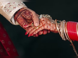 आपकी समस्या क्या है, आप पुरुषों के स्वयंभू नेता हो? हिंदू मैरिज एक्ट को चुनौती वाली याचिका SC में