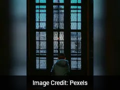 Chinese Woman Abandons 6-Year-Old Son At Hotel For Weeks, Staff Look After Him