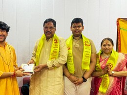 Amravati News : माजी सरन्यायाधीश भूषण गवईंनी बागेश्वर धामला दिली भेट; दलित समाजात तीव्र संताप