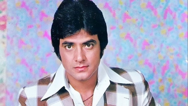 पहली फिल्म में हीरो नहीं हीरोइन बने थे जितेंद्र, फ्री में किया काम, आज 200 करोड़ के बंगले में रहते हैं जीतू जी