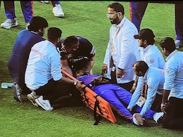 What Has Happened To Lungi Ngidi - Delhi Capitals Star Suffers Nasty Injury, Ambulance Arrives On Ground During DC vs PBKS