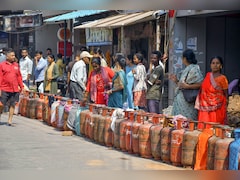 LPG-PNG सप्लाई को लेकर अब क्या है स्थिति? पेट्रोलियम मंत्रालय ने बताया