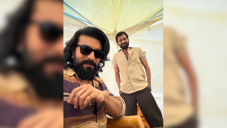 राम चरण स्टारर 'पेड्डी' का काउंटडाउन शुरू, सेट से वायरल हुई फोटो