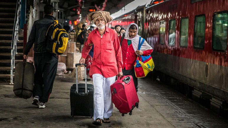 Indian Railways Has A Luggage Weight Limit, And Exceeding It Could Cost You 6X Penalty