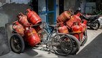 LPG सिलेंडर वालों के लिए जरूरी खबर: HP Gas, Indane और Bharat Gas ने ग्राहकों को किया अलर्ट