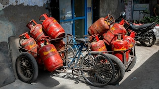LPG सिलेंडर वालों के लिए जरूरी खबर: HP Gas, Indane और Bharat Gas ने ग्राहकों को किया अलर्ट, भूलकर भी न करें नजरअंदाज