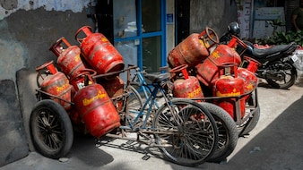 LPG सिलेंडर वालों के लिए जरूरी खबर: HP Gas, Indane और Bharat Gas ने ग्राहकों को किया अलर्ट