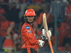 SRH vs DC: हैदराबाद में अभिषेक का तूफानी शतक, सभी को पछाड़ 'बॉस' बने  शर्मा, अब वैभव को देना होगा जवाब